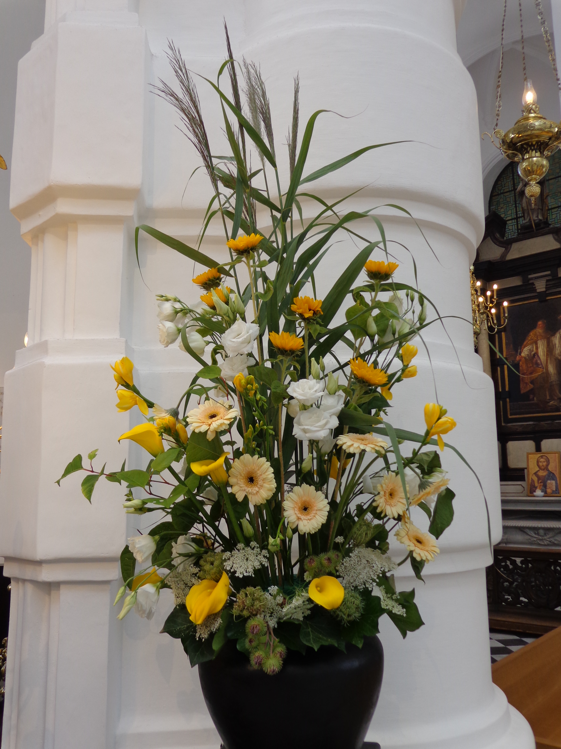 Bloemstuk in de Basiliek